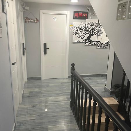 Casa Julian-Inn Мадрид Екстериор снимка